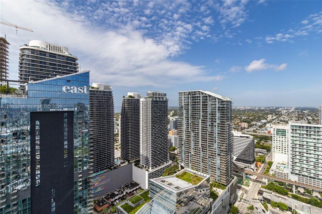 68 SE 6th Street 4006, Miami, FL 33131