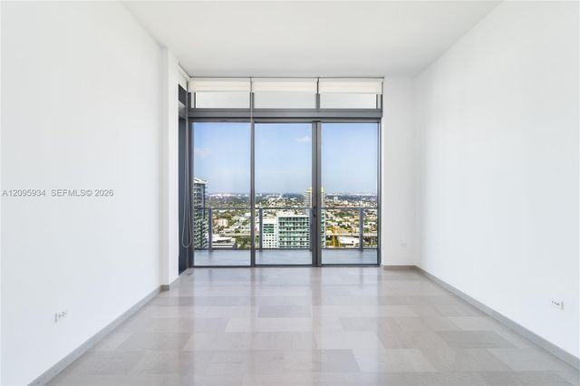 68 SE 6th Street 4006, Miami, FL 33131
