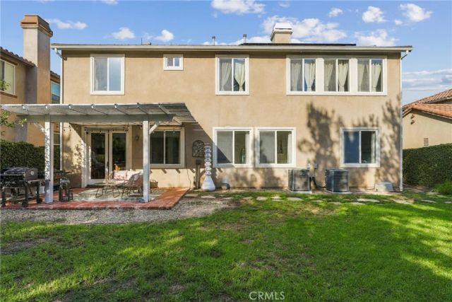13365 Los Olivos, Sylmar, CA 91342