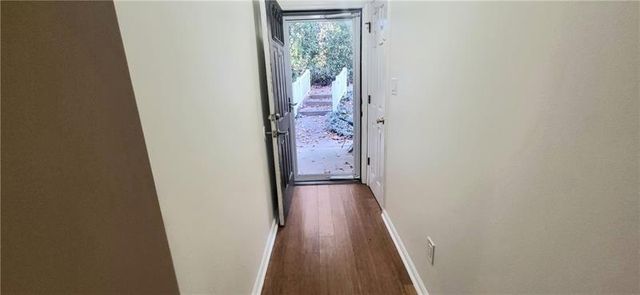 2105 N Forest NE Trail, Dunwoody, GA 30338