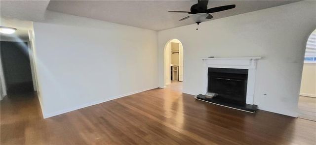 2105 N Forest NE Trail, Dunwoody, GA 30338