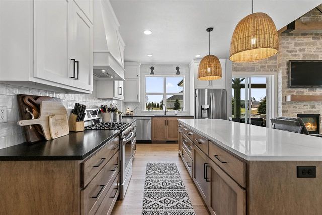 699 BLACKBERRY COURT, Oneida, WI 54155