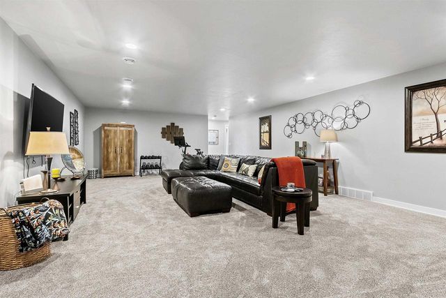 699 BLACKBERRY COURT, Oneida, WI 54155