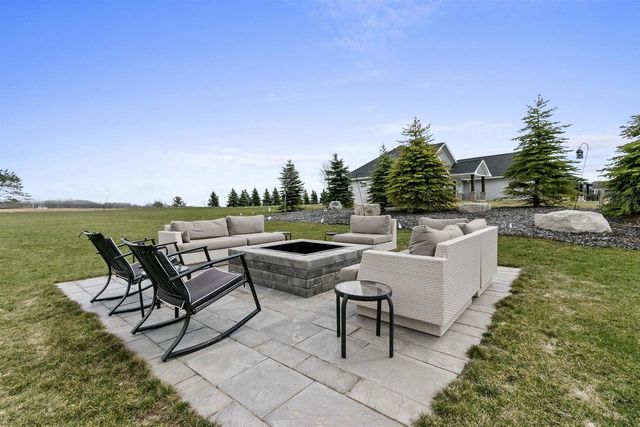 699 BLACKBERRY COURT, Oneida, WI 54155