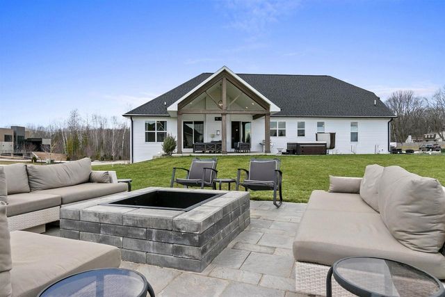 699 BLACKBERRY COURT, Oneida, WI 54155