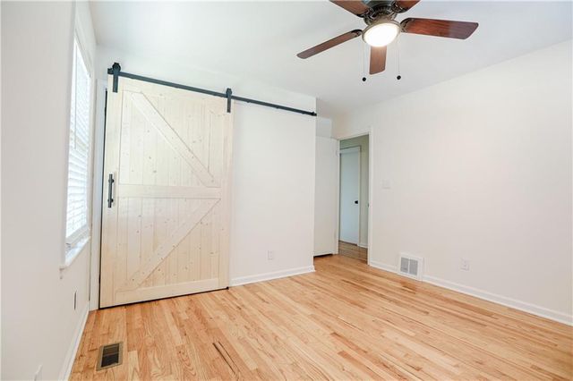 8804 E 59th Terrace, Raytown, MO 64133