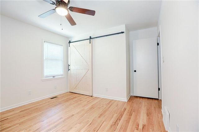 8804 E 59th Terrace, Raytown, MO 64133