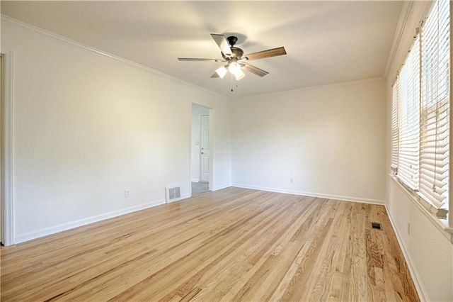 8804 E 59th Terrace, Raytown, MO 64133