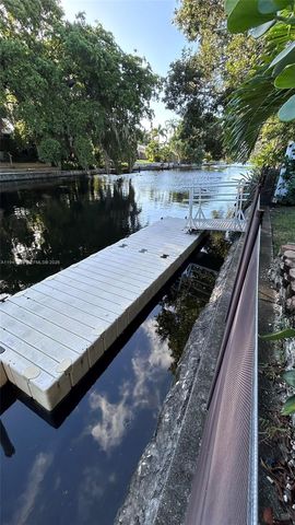 4420 NE 15th Avenue, Oakland Park, FL 33334