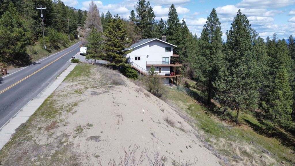 7612 N CEDAR Rd, Spokane, WA 99208 photo 4