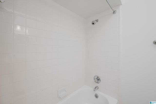 30 THE FALLS DRIVE, Vestavia Hills, AL 35216