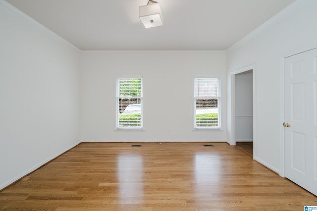 30 THE FALLS DRIVE, Vestavia Hills, AL 35216