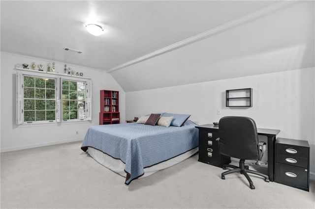 6095 River Chase Circle, Atlanta, GA 30328