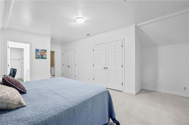 6095 River Chase Circle, Atlanta, GA 30328