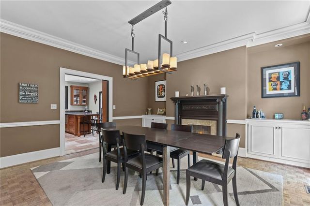 6095 River Chase Circle, Atlanta, GA 30328