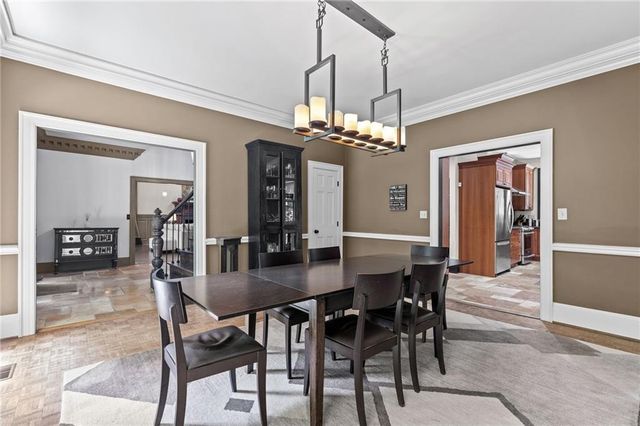 6095 River Chase Circle, Atlanta, GA 30328