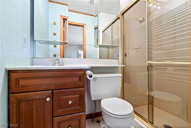 461 Farr Avenue, Wadsworth, OH 44281