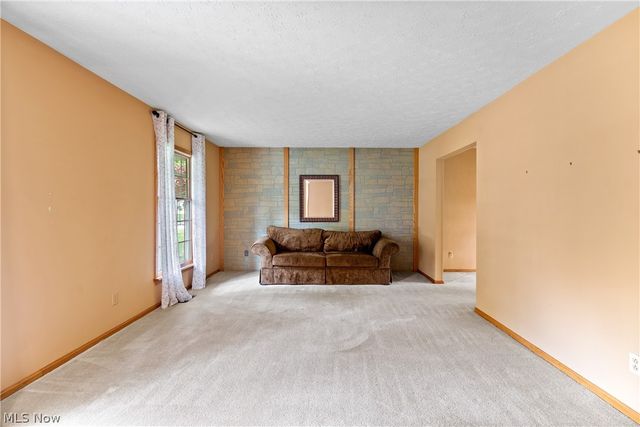 461 Farr Avenue, Wadsworth, OH 44281