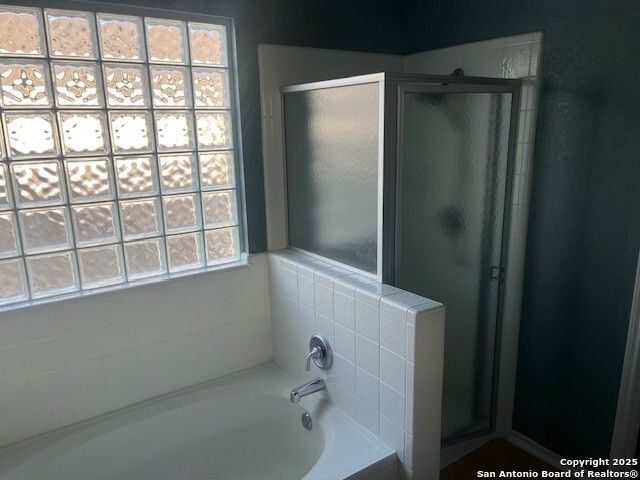 1227 WHITBY TOWER, San Antonio, TX 78258