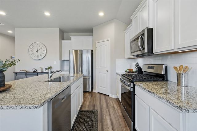 7758 Lariat Toss Dr, Corpus Christi, TX 78414