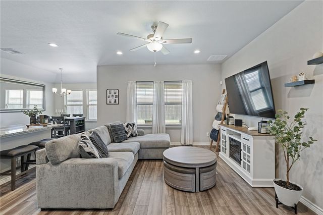 7758 Lariat Toss Dr, Corpus Christi, TX 78414