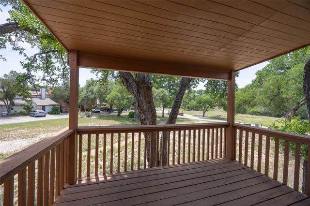 15 Cypress Fairway VLG, Wimberley, TX 78676