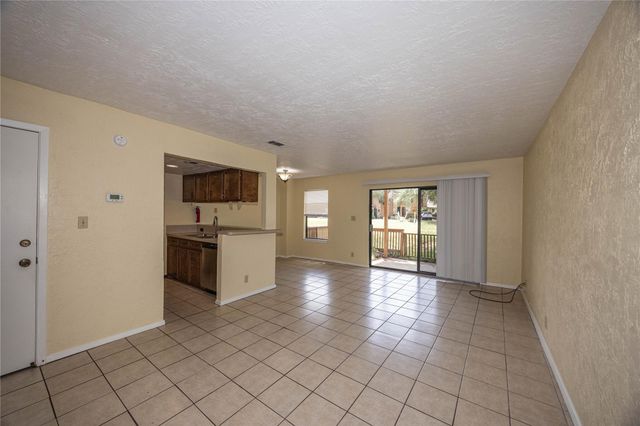 15 Cypress Fairway VLG, Wimberley, TX 78676