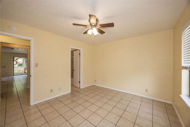 15 Cypress Fairway VLG, Wimberley, TX 78676