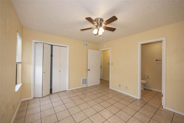 15 Cypress Fairway VLG, Wimberley, TX 78676