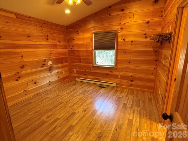 52 Supooh Lane, Sylva, NC 28779