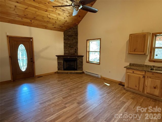 52 Supooh Lane, Sylva, NC 28779