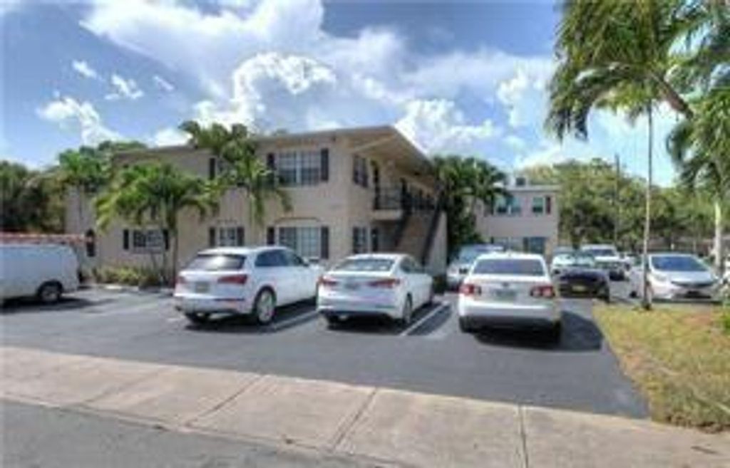 1231 SE 1ST Street 1, Fort Lauderdale, FL 33301
