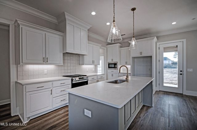 441 Baleigh Way, Canton, MS 39046