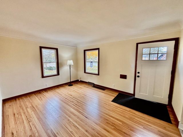 5831 W Lake Street, Saint Louis Park, MN 55416