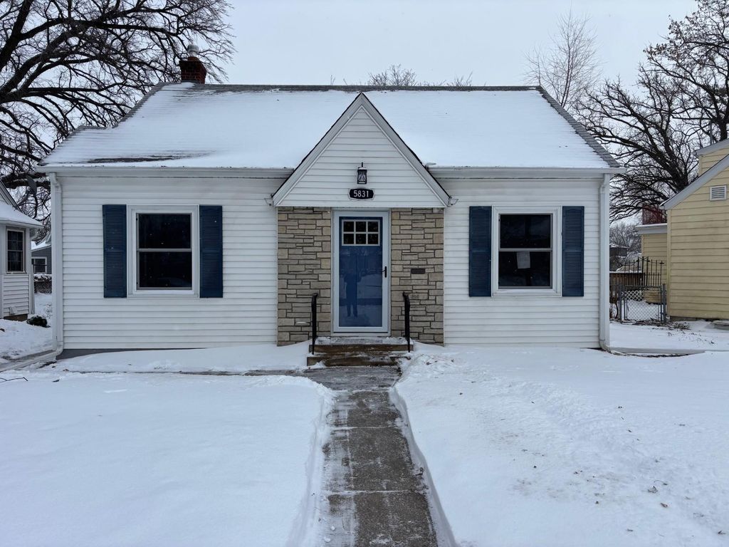 5831 W Lake Street, Saint Louis Park, MN 55416