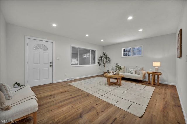 3959 Beach Road, Medina, OH 44256