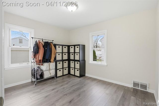 5844 Gilman Street, Garden City, MI 48135