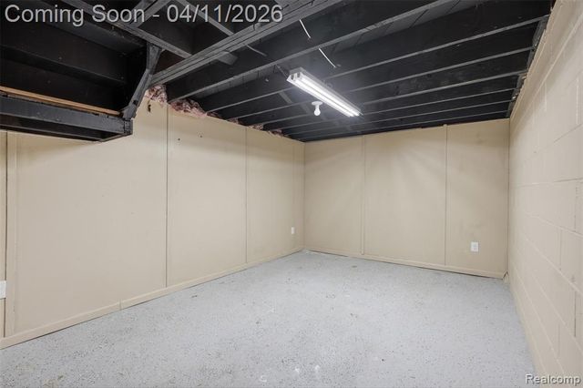 5844 Gilman Street, Garden City, MI 48135