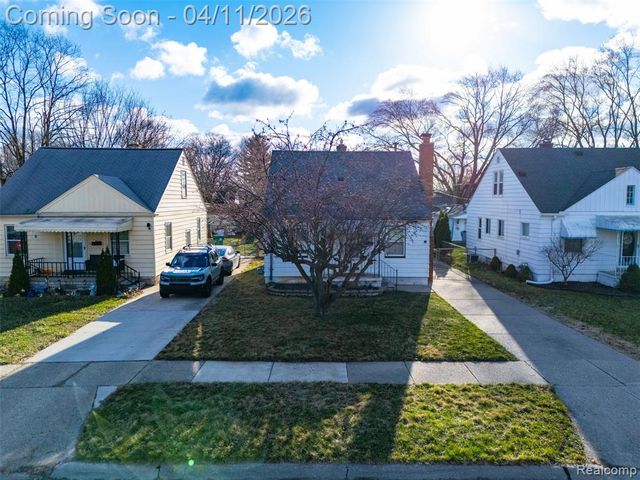 5844 Gilman Street, Garden City, MI 48135