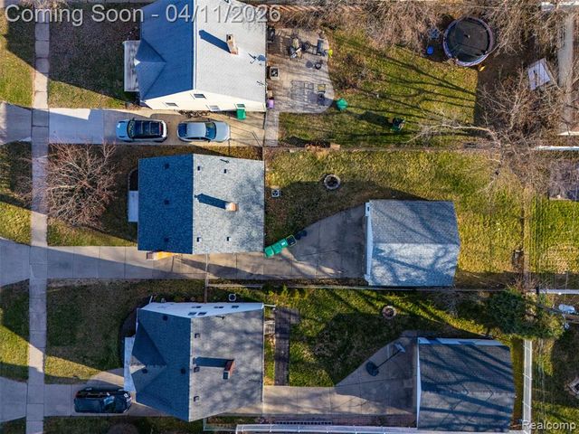 5844 Gilman Street, Garden City, MI 48135