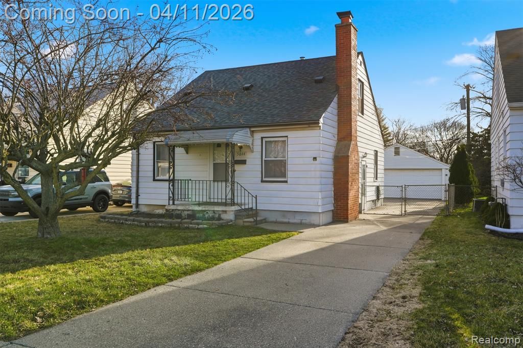 5844 Gilman Street, Garden City, MI 48135