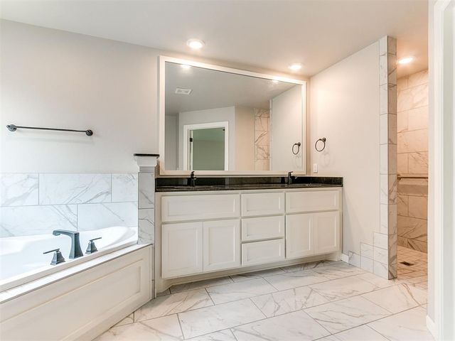14004 Kamber Drive, Yukon, OK 73099