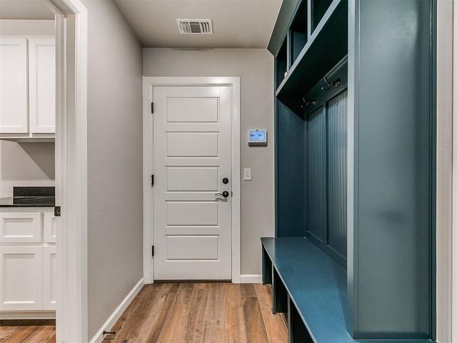 14004 Kamber Drive, Yukon, OK 73099