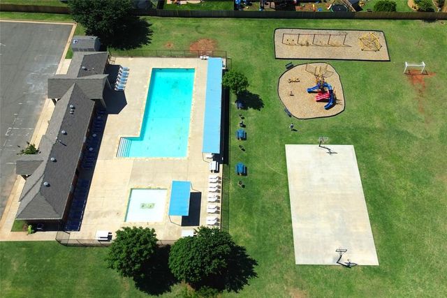 14004 Kamber Drive, Yukon, OK 73099