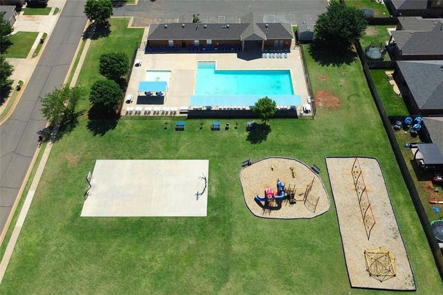 14004 Kamber Drive, Yukon, OK 73099