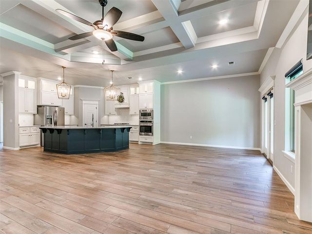 14004 Kamber Drive, Yukon, OK 73099