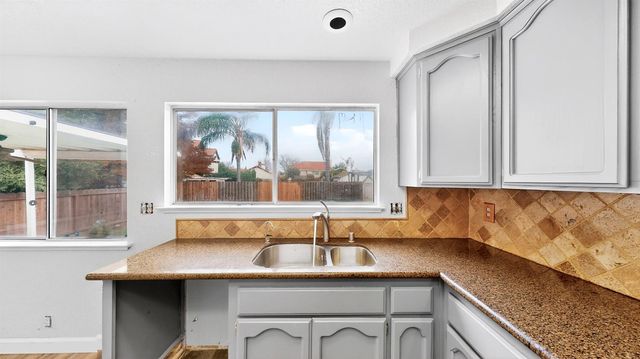 1733 Nighthawk Way, Modesto, CA 95358