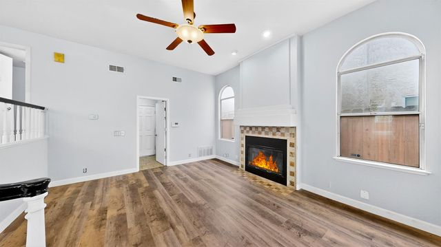 1733 Nighthawk Way, Modesto, CA 95358