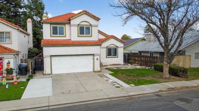 1733 Nighthawk Way, Modesto, CA 95358