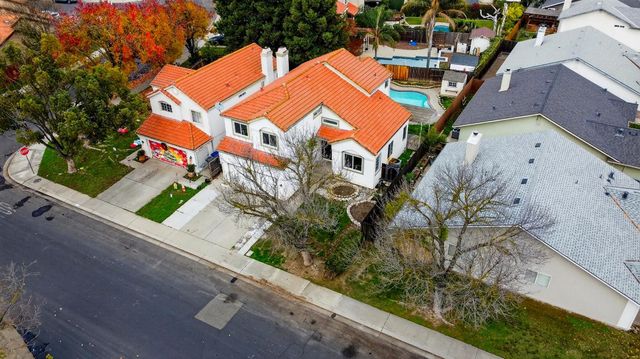 1733 Nighthawk Way, Modesto, CA 95358